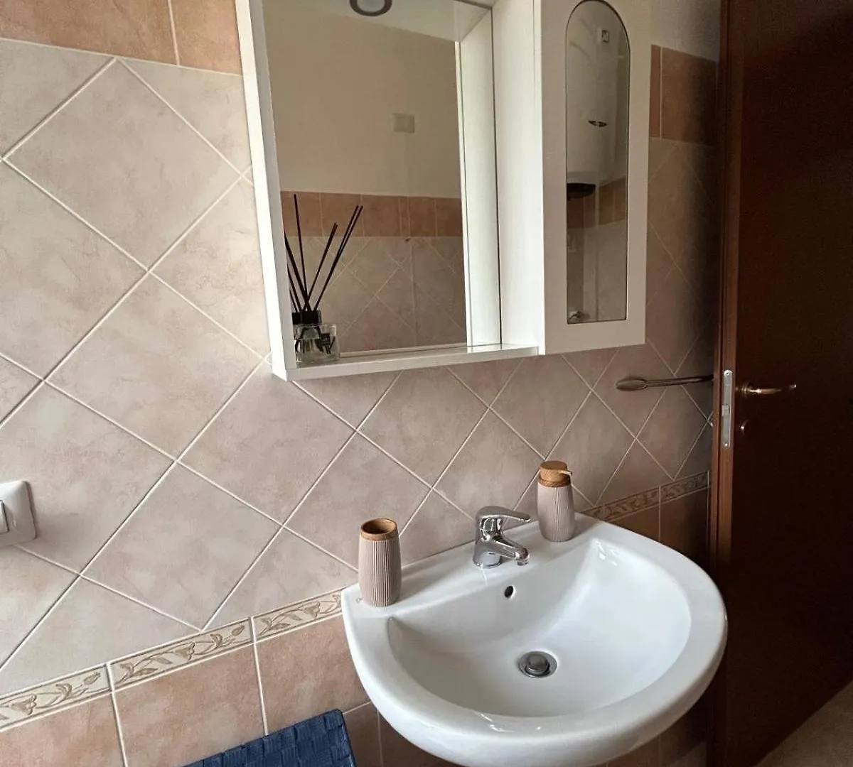 Apartament La Bouganvillea Masainas